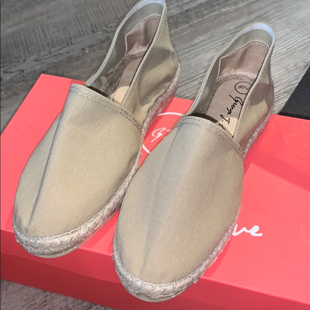 Made in Italy tan Espadrilles